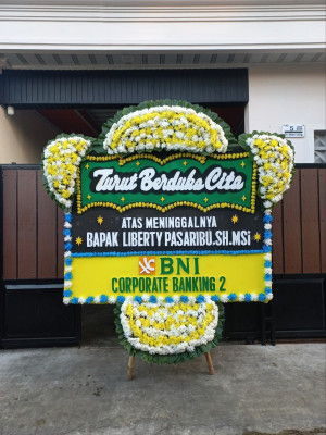 Papan Bunga Duka di Gunung Jati