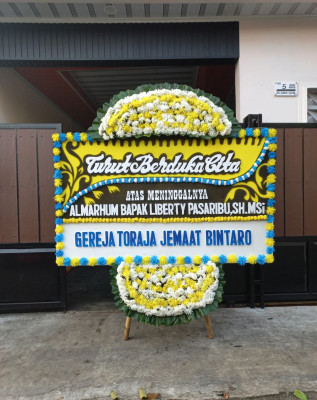 Papan Bunga Duka di Gunung Jati